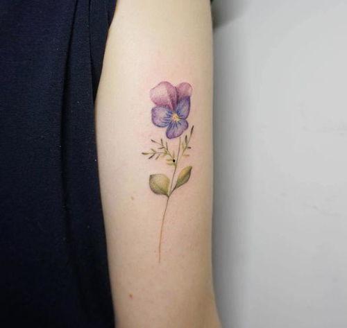 纹身自学教程视频教程,跟随视频一步步掌握纹身技巧